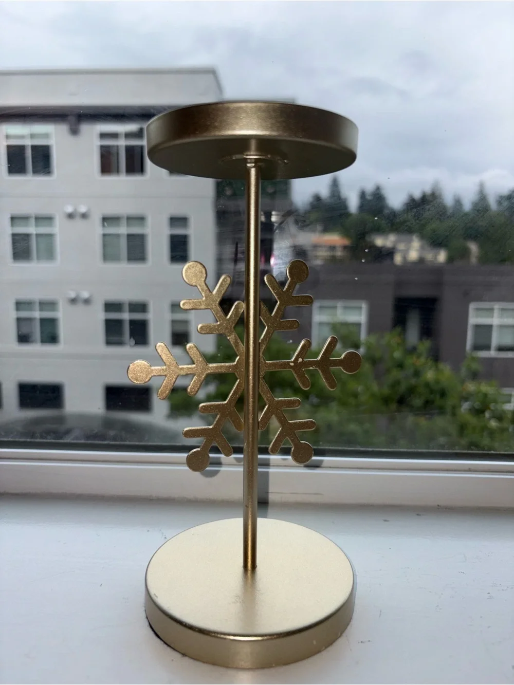 Gold Snowflake Candle Holders - Set of 3